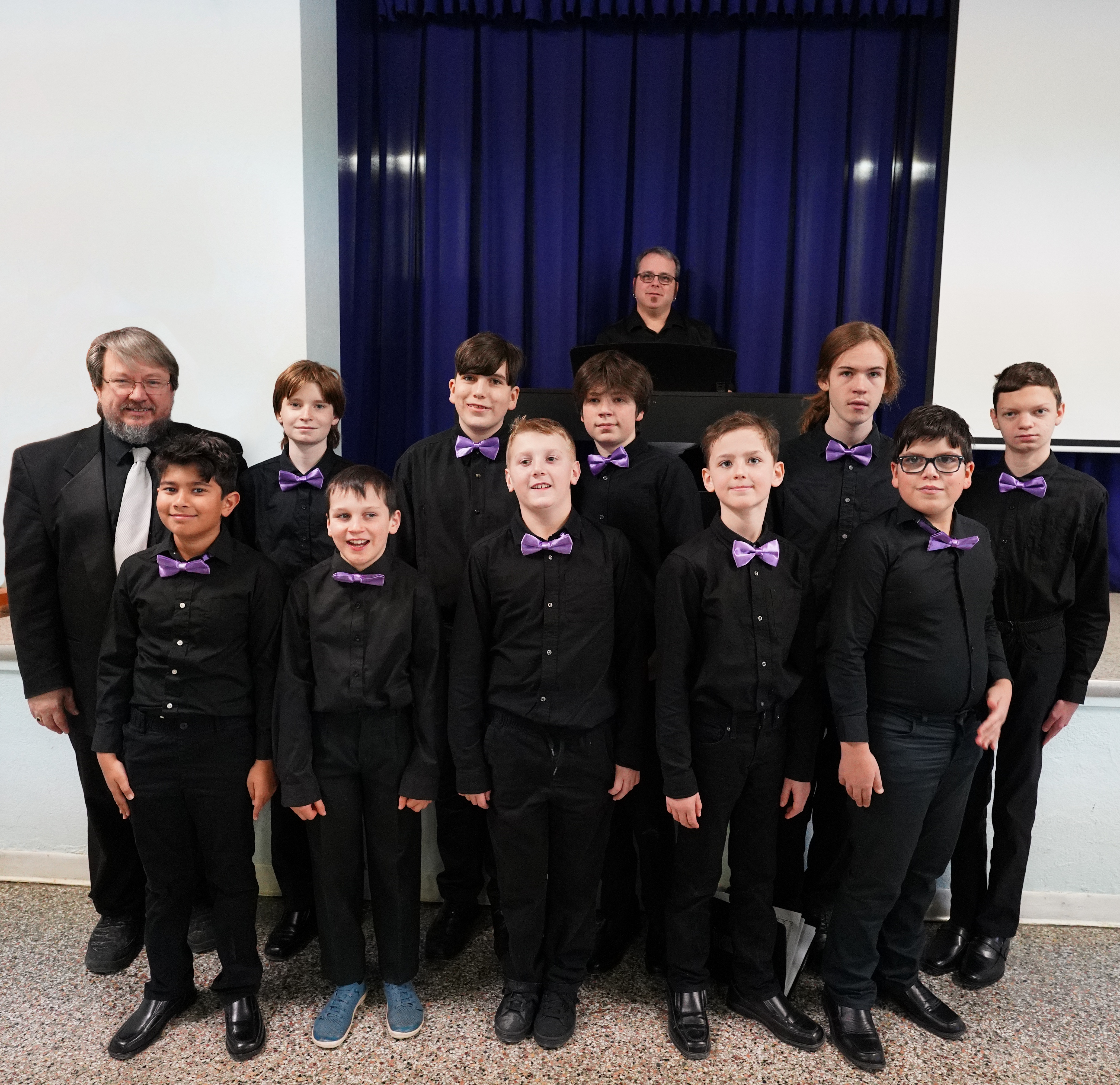 Group photo of the choir in 2025 before Carol Sing